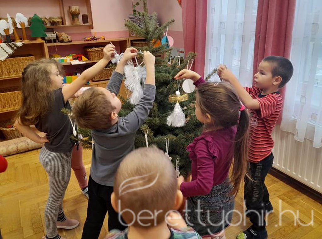 Tama angyalkák érkeztek a Vass Jenő oviba 43